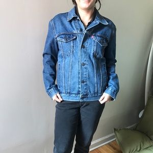Like-new Levi's original denim jacket  size small